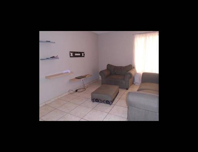 3 BEDROOM TOWNHOUSE FOR SALE IN ALBERTON NORTH